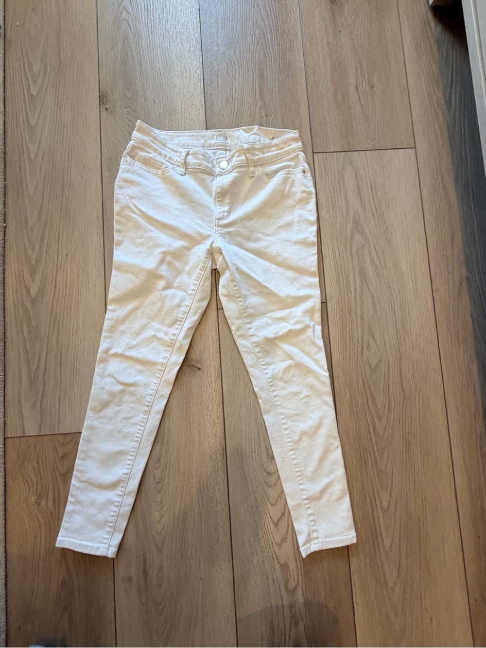 White Women's Skinny Jeans/jeggings